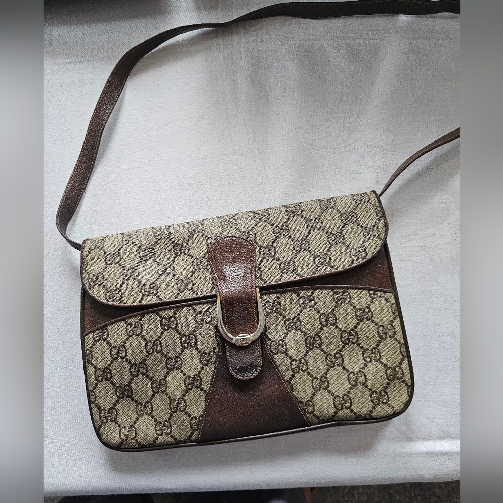 Gucci VINTAGE Luxury Brown and Tan Shoulder Bag